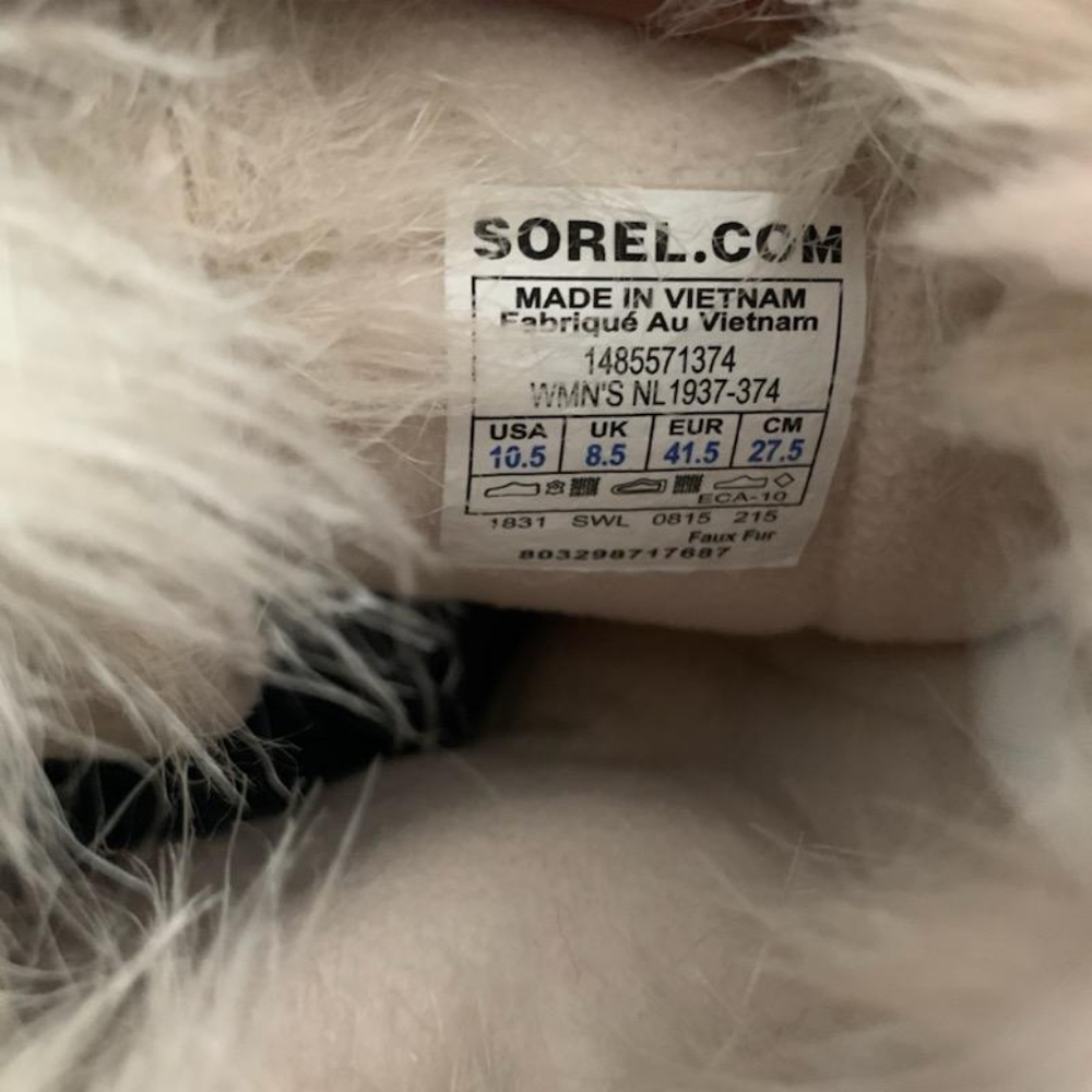Sorel Waterproof Boots with Fur - Picture 5 of 5